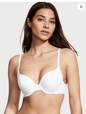 NWOT Victoria Secret Classic White T-Shirt Bra - Women Intimates & Sleepwear 32C